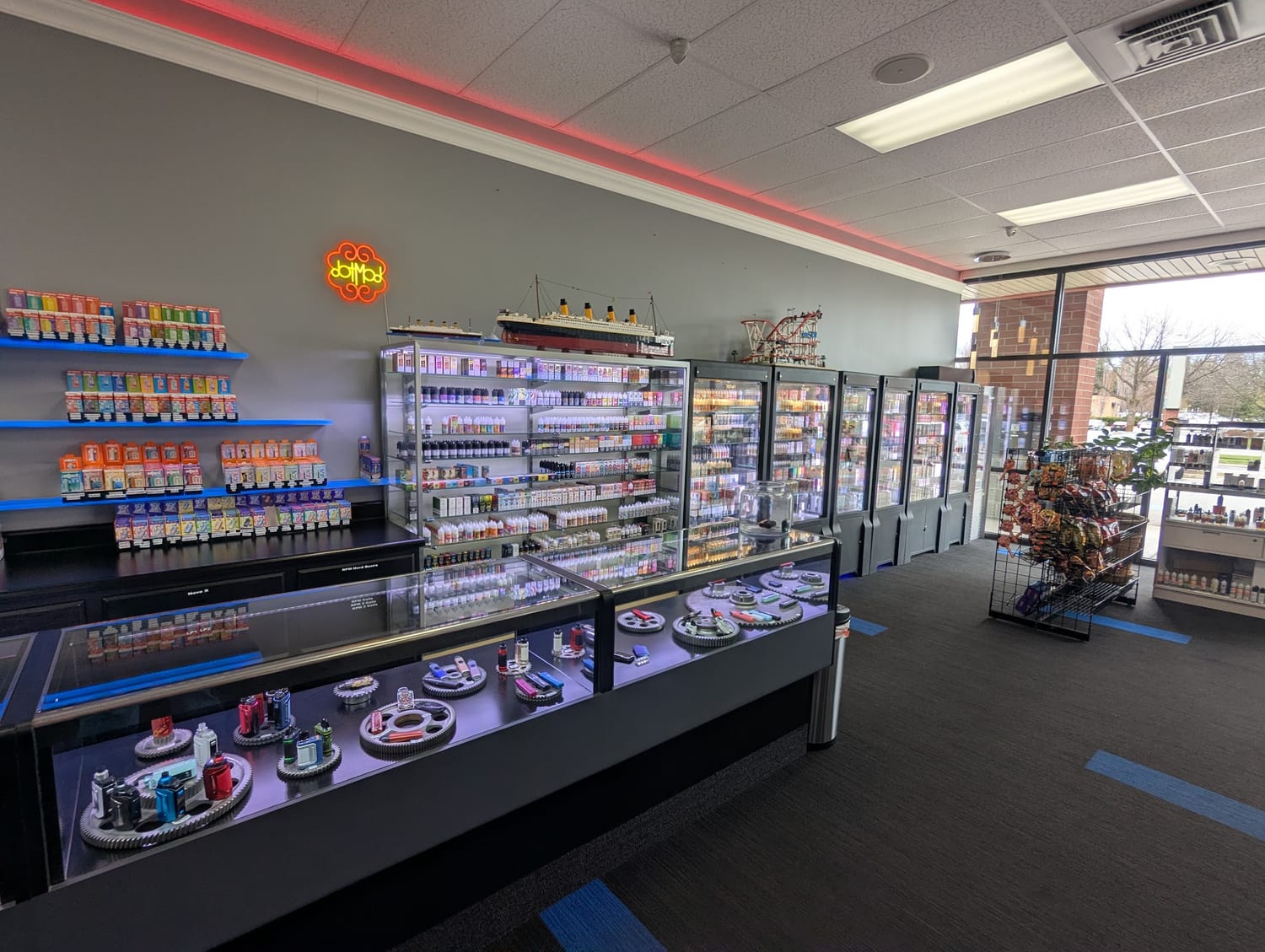 Inside Vapor Outlet — Coeur d'Alene store interior